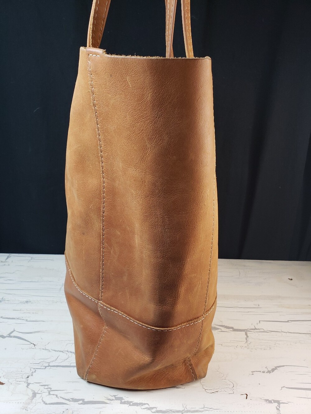 Sseko Designs Safari Leather Bucket Bag in Tan Camel Shade - Picture 6 of 16
